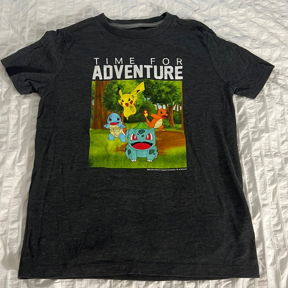 Pokémon boys tee size 8